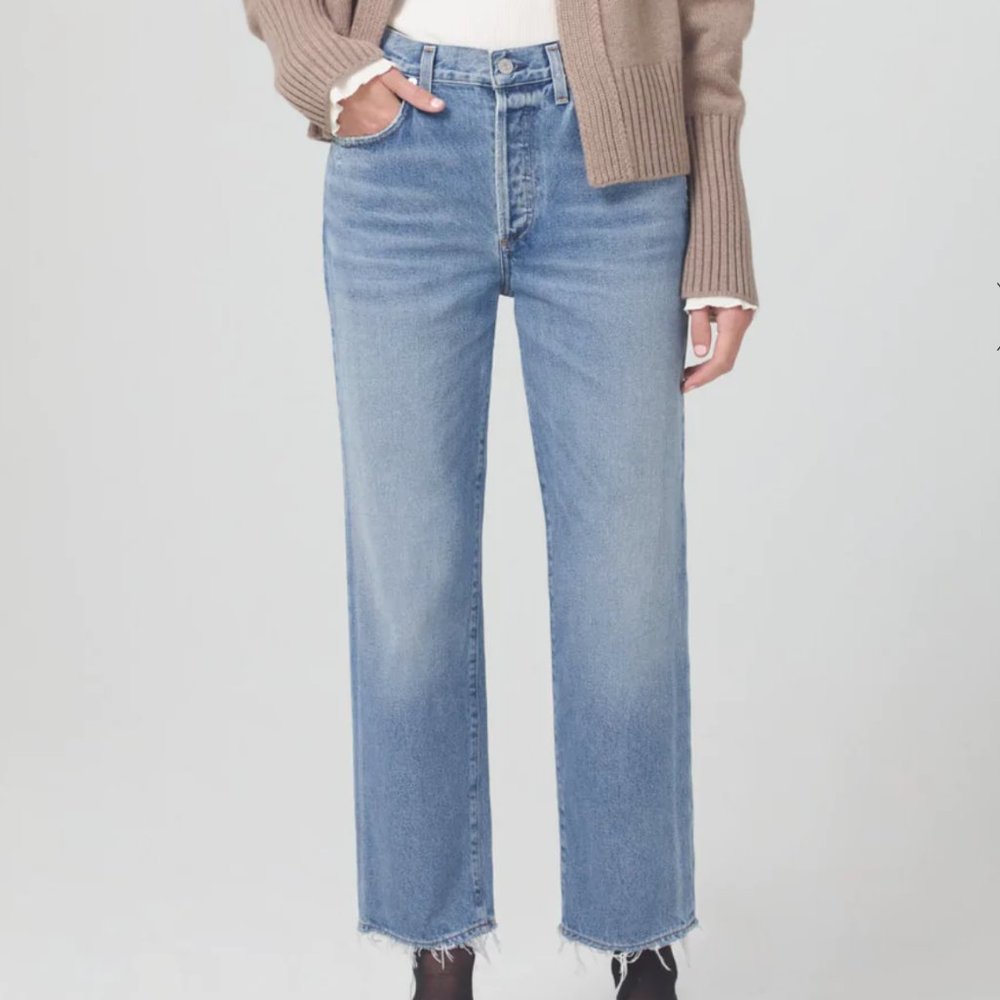 Citizens of Humanity Emery Crop Relaxed Straight In Crescent Size 31 Button Fly